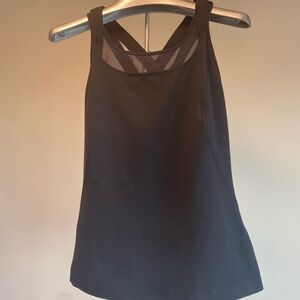 Lululemon Criss-Cross back Mesh Front Black Athletic Tank Top. Size 6
